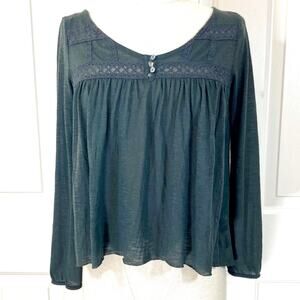 American Eagle outfitters boho top, gray crochet lace trim, ladies loose fit